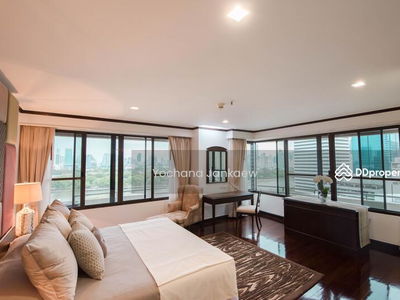 Mayfair Garden, Bangkok, Thailand Mayfair Garden, Bangkok, Thailand