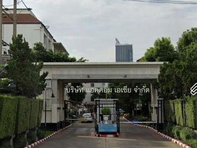 Home Office, Corner Unit, Pet friendly | 4 Bedrooms House for Rent in Charoenkrung, Bangkok AA35973, Bangkok, Thailand Home Office, Corner Unit, Pet friendly | 4 Bedrooms House for Rent in Charoenkrung, Bangkok AA35973, Bangkok, Thailand