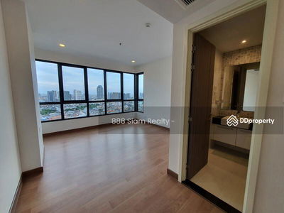 Supalai Premier Charoen Nakhon, Bangkok, Thailand Supalai Premier Charoen Nakhon, Bangkok, Thailand