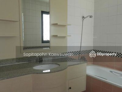 10110, Bangkok, Thailand 10110, Bangkok, Thailand