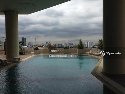 Central City East Tower, Bangkok, Thailand Central City East Tower, Bangkok, Thailand