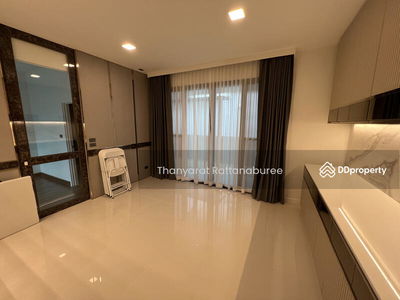 GRAND BRITANIA BANGNA KM.12, Samut Prakan, Thailand GRAND BRITANIA BANGNA KM.12, Samut Prakan, Thailand