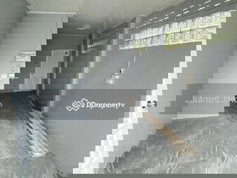 Ladawan Srinakarin, Samut Prakan, Thailand Ladawan Srinakarin, Samut Prakan, Thailand