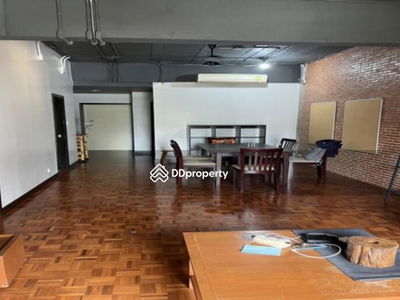 Prasanmitr Condominium, Bangkok, Thailand Prasanmitr Condominium, Bangkok, Thailand