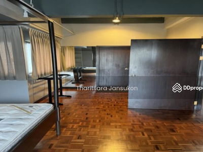 Prasanmitr Condominium, Bangkok, Thailand Prasanmitr Condominium, Bangkok, Thailand