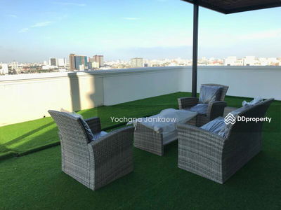 Empire House condominium, Bangkok, Thailand Empire House condominium, Bangkok, Thailand