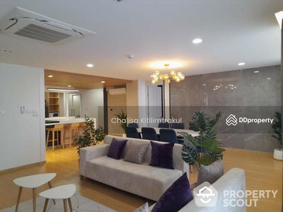 Acadamia Grand Tower, Bangkok, Thailand Acadamia Grand Tower, Bangkok, Thailand