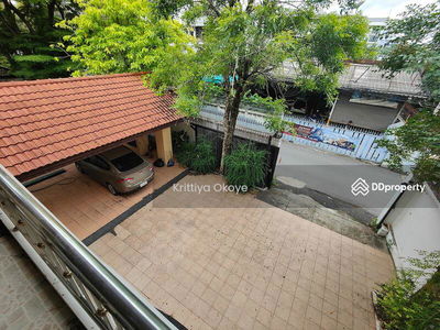 10110, Bangkok, Thailand 10110, Bangkok, Thailand