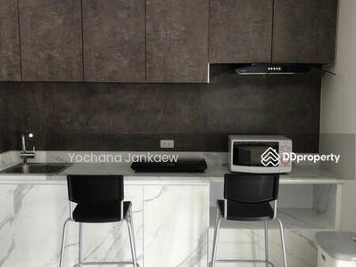 House 4-bed for rent at Sukhumvit, Bangkok, Thailand House 4-bed for rent at Sukhumvit, Bangkok, Thailand