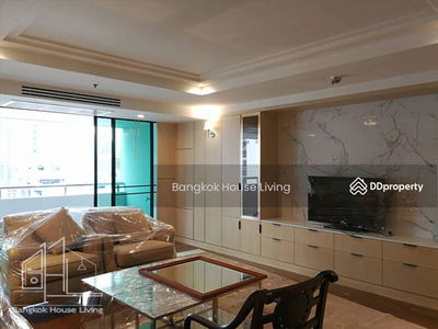 Insaf Tower, Bangkok, Thailand Insaf Tower, Bangkok, Thailand