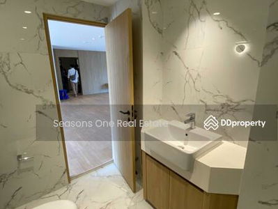 For rent, newly renovated apartment, 3 bedrooms, 260 sq m. @Ekamai., Bangkok, Thailand For rent, newly renovated apartment, 3 bedrooms, 260 sq m. @Ekamai., Bangkok, Thailand