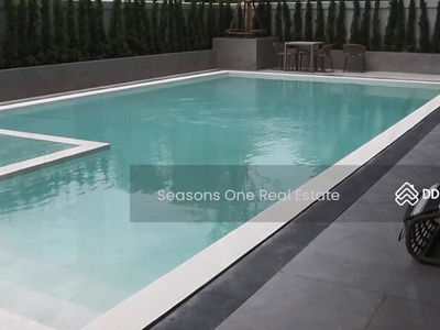 For rent, newly renovated apartment, 3 bedrooms, 260 sq m. @Ekamai., Bangkok, Thailand For rent, newly renovated apartment, 3 bedrooms, 260 sq m. @Ekamai., Bangkok, Thailand