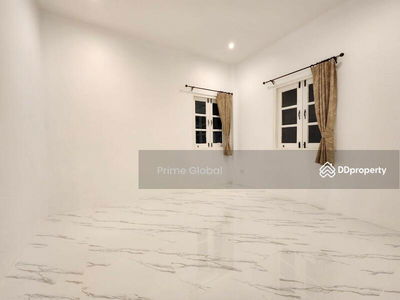 Phuket City home, Phuket, Thailand Phuket City home, Phuket, Thailand