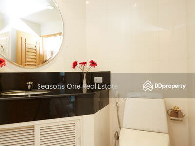 Apartment 2 bedrooms for rent .Near BTS Phrom Phong, Bangkok, Thailand Apartment 2 bedrooms for rent .Near BTS Phrom Phong, Bangkok, Thailand