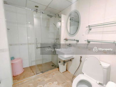 Supalai Park Phaholyothin, Bangkok, Thailand Supalai Park Phaholyothin, Bangkok, Thailand