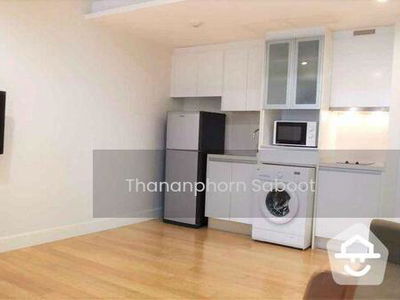 Collezio Sathorn-Pipat, Bangkok, Thailand Collezio Sathorn-Pipat, Bangkok, Thailand