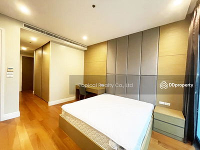 Bright Sukhumvit 24, Bangkok, Thailand Bright Sukhumvit 24, Bangkok, Thailand