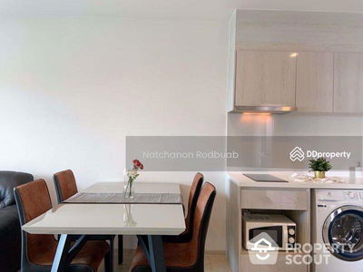 Life Sukhumvit 48, Bangkok, Thailand Life Sukhumvit 48, Bangkok, Thailand