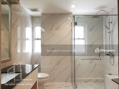 Raj Mansion, Bangkok, Thailand Raj Mansion, Bangkok, Thailand