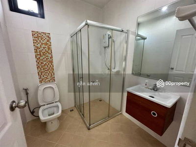 Townhome for rent Palm Hill Tiger Zoo, Sriracha, good location next to the road, Chon Buri, Thailand Townhome for rent Palm Hill Tiger Zoo, Sriracha, good location next to the road, Chon Buri, Thailand