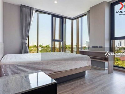 The Teak Sukhumvit 39 : The Teak Sukhumvit 39, Bangkok, Thailand The Teak Sukhumvit 39 : The Teak Sukhumvit 39, Bangkok, Thailand