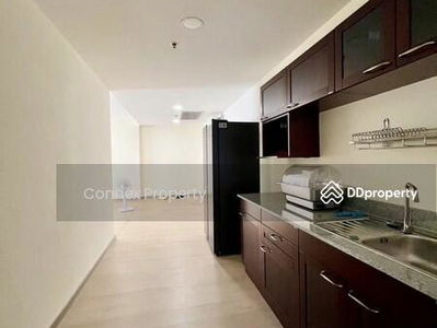 The Platinum condominium, Bangkok, Thailand The Platinum condominium, Bangkok, Thailand