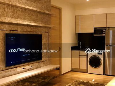 Park Origin Phrom Phong, Bangkok, Thailand Park Origin Phrom Phong, Bangkok, Thailand