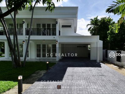 Panya Village Pattanakarn, Bangkok, Thailand Panya Village Pattanakarn, Bangkok, Thailand