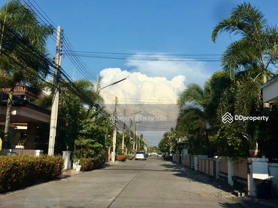 The Country Muang Mai, Chon Buri, Thailand The Country Muang Mai, Chon Buri, Thailand