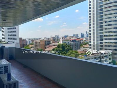 Oriental Towers, Bangkok, Thailand Oriental Towers, Bangkok, Thailand