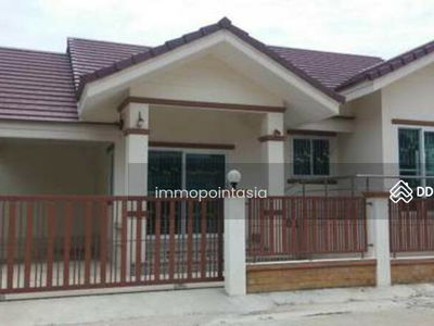 One-storey house in Korat, Ban Mai, close to the Ratchasima 2 School, Thailand One-storey house in Korat, Ban Mai, close to the Ratchasima 2 School, Thailand
