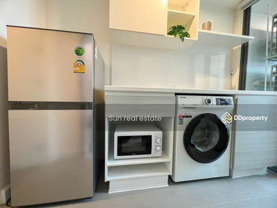 Metro Sky Prachachuen, Bangkok, Thailand Metro Sky Prachachuen, Bangkok, Thailand