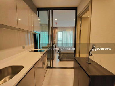 Life Asoke-Rama 9, Bangkok, Thailand Life Asoke-Rama 9, Bangkok, Thailand