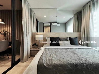 Life One Wireless, Bangkok, Thailand Life One Wireless, Bangkok, Thailand