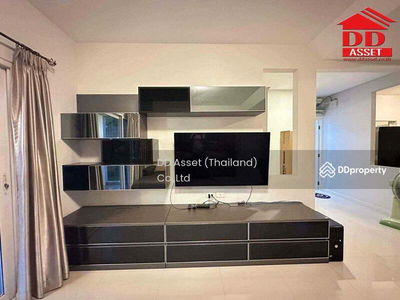 Mantana Kalapapruk – Wongwaen, Bangkok, Thailand Mantana Kalapapruk – Wongwaen, Bangkok, Thailand