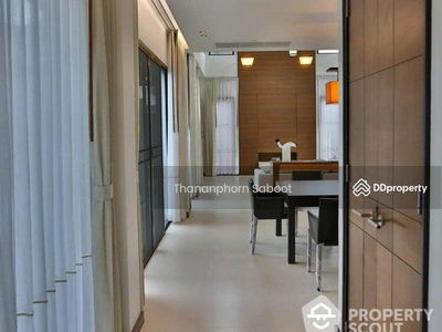 Spacious 4-Bedroom House, Bangkok, Thailand Spacious 4-Bedroom House, Bangkok, Thailand