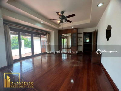 Single House in Compound, Bangkok, Thailand Single House in Compound, Bangkok, Thailand
