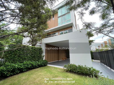 VIVE Rama 9, Bangkok, Thailand VIVE Rama 9, Bangkok, Thailand