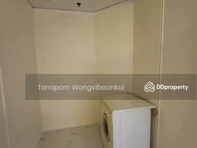 Moon Tower, Bangkok, Thailand Moon Tower, Bangkok, Thailand