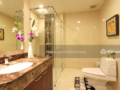 Piyathip Place, Bangkok, Thailand Piyathip Place, Bangkok, Thailand