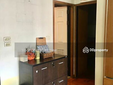 Green Point Silom, Bangkok, Thailand Green Point Silom, Bangkok, Thailand