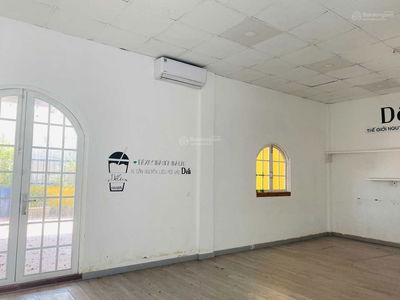 Gehäuse In Nha Be, Vietnam Gehäuse In Nha Be, Vietnam