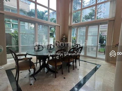 4-story townhome, Ladawan Village at Chao Phraya, Bangkok., Thailand 4-story townhome, Ladawan Village at Chao Phraya, Bangkok., Thailand