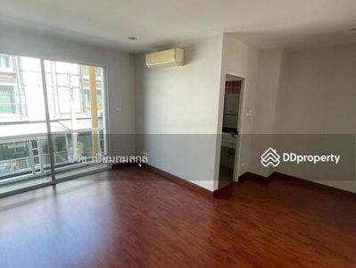 Chuan Chuen Modus Centro, Nonthaburi, Thailand Chuan Chuen Modus Centro, Nonthaburi, Thailand