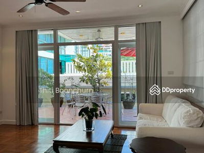 Townhouse, 400sqm, Quiet Street, Phrom Phong, Bangkok, Thailand Townhouse, 400sqm, Quiet Street, Phrom Phong, Bangkok, Thailand