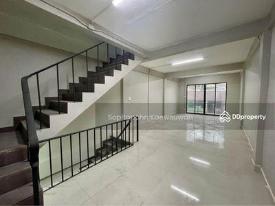 10260, Bangkok, Thailand 10260, Bangkok, Thailand