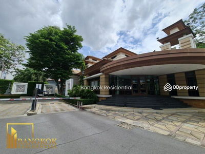 House in Compound, Bangkok, Thailand House in Compound, Bangkok, Thailand