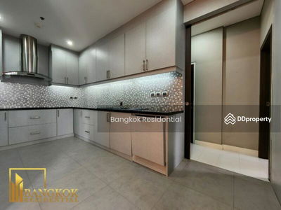 Domus Condominium, Bangkok, Thailand Domus Condominium, Bangkok, Thailand