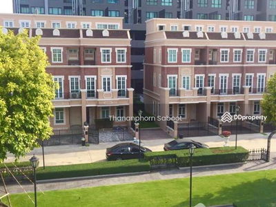 Garden Square Sukhumvit 77, Bangkok, Thailand Garden Square Sukhumvit 77, Bangkok, Thailand