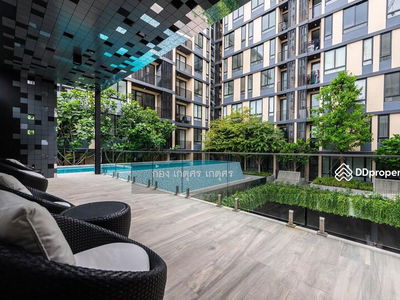 Lyss Ratchayothin, Bangkok, Thailand Lyss Ratchayothin, Bangkok, Thailand